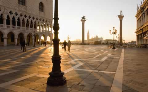 Windows 7 regional Wallpaper pack Italy